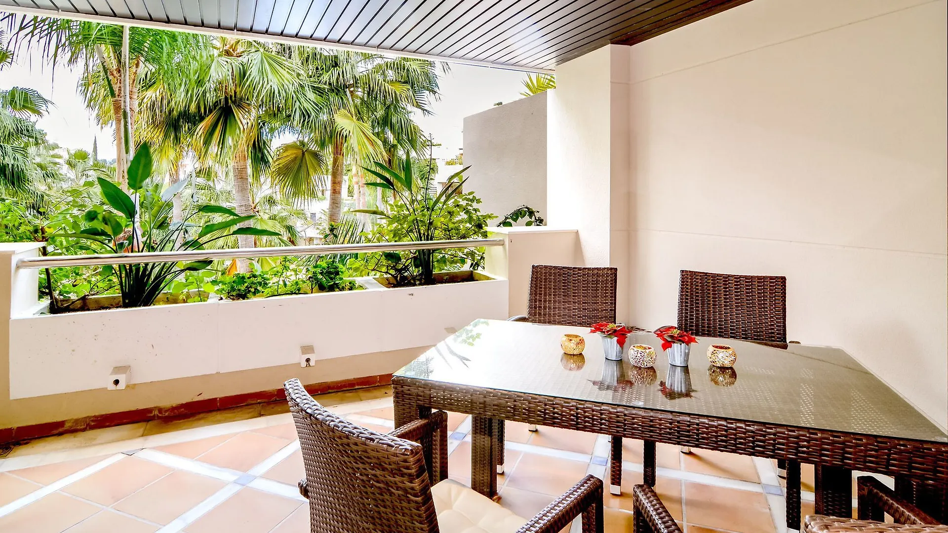 Fa-Fab 2 Bedroom Apt In And Outdoor Pool Marbella